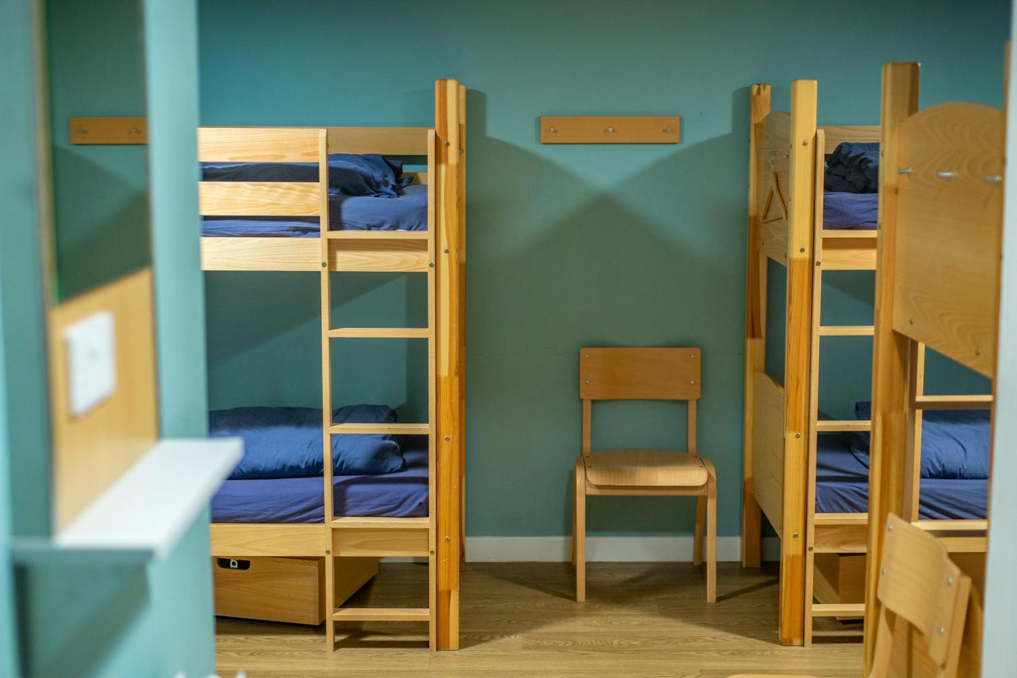 Lit Superposé dans Dortoir pour Femmes