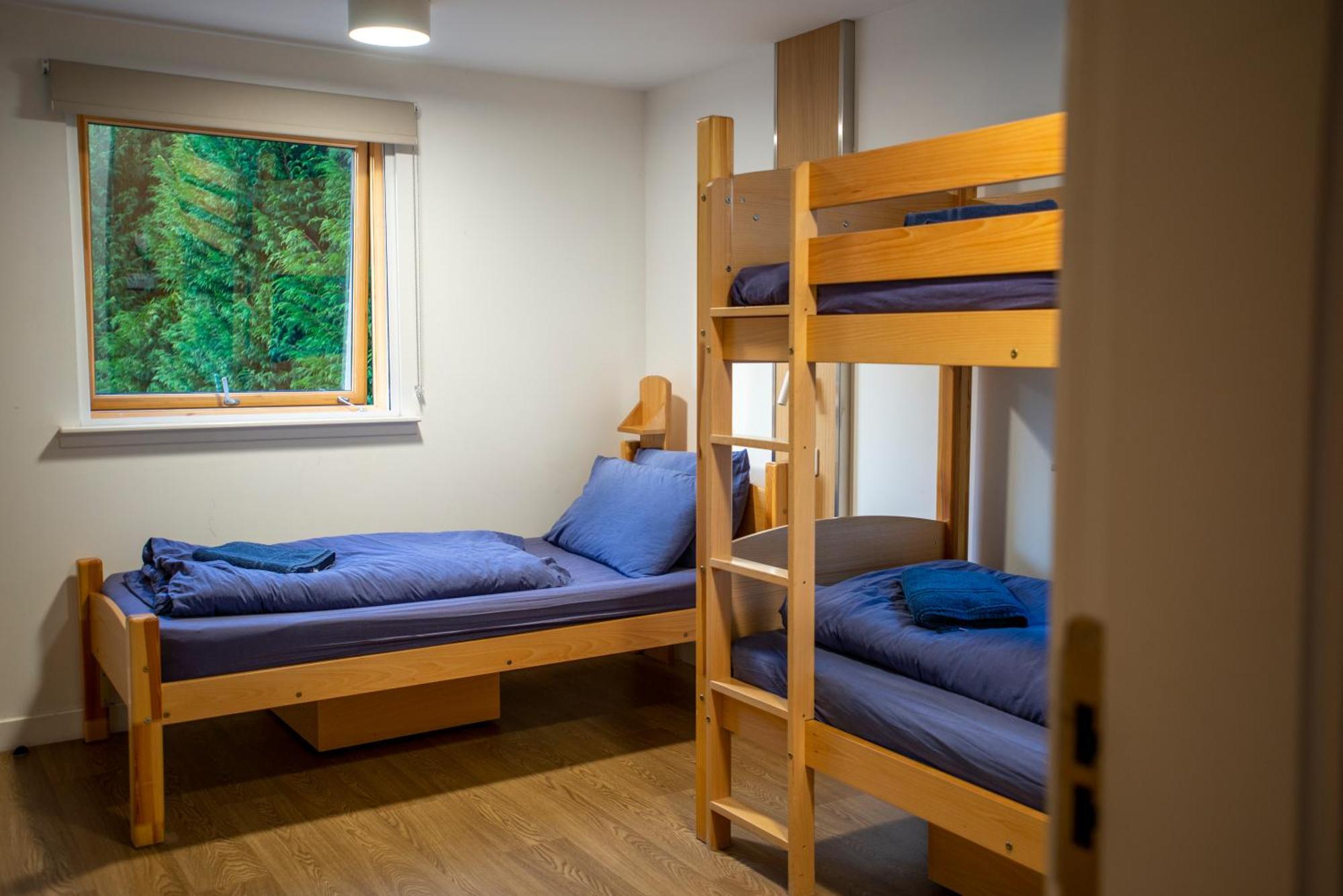 Chambre Triple avec Salle de Bains